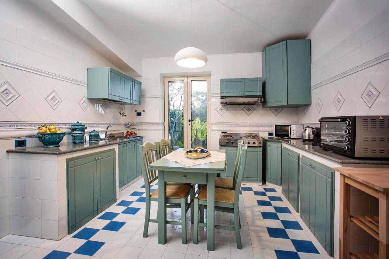 Villa Eva Crispiano Extérieur photo